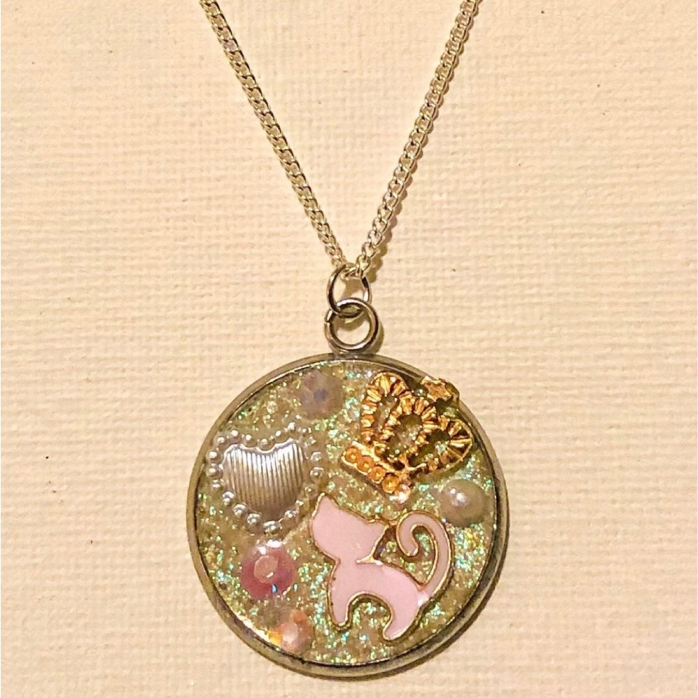 Pink Cat Glitter Silver Pendant Necklace - Picture 1 of 2